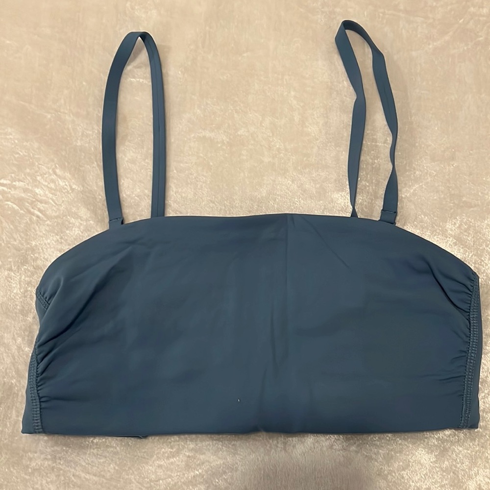 Lululemon bra